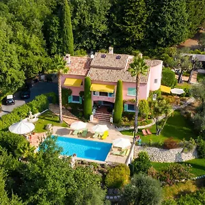 Bed & Breakfast Mas Du Roc, Grasse